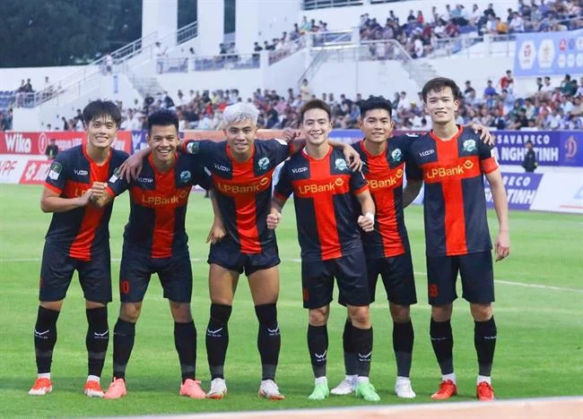 Đội ngũ K9CC Thể Thao đang họp bàn chiến lược